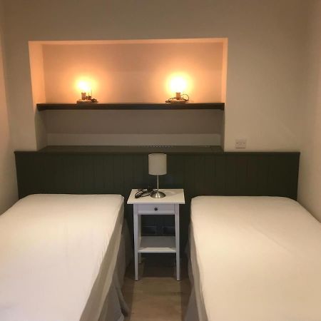 Eyre Luxury Apartment Голуэй Экстерьер фото